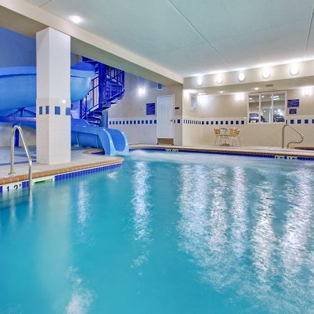 Holiday Inn Express & Suites - Dickinson By Ihg מראה חיצוני תמונה