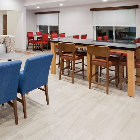 Holiday Inn Express & Suites - Dickinson By Ihg מראה חיצוני תמונה