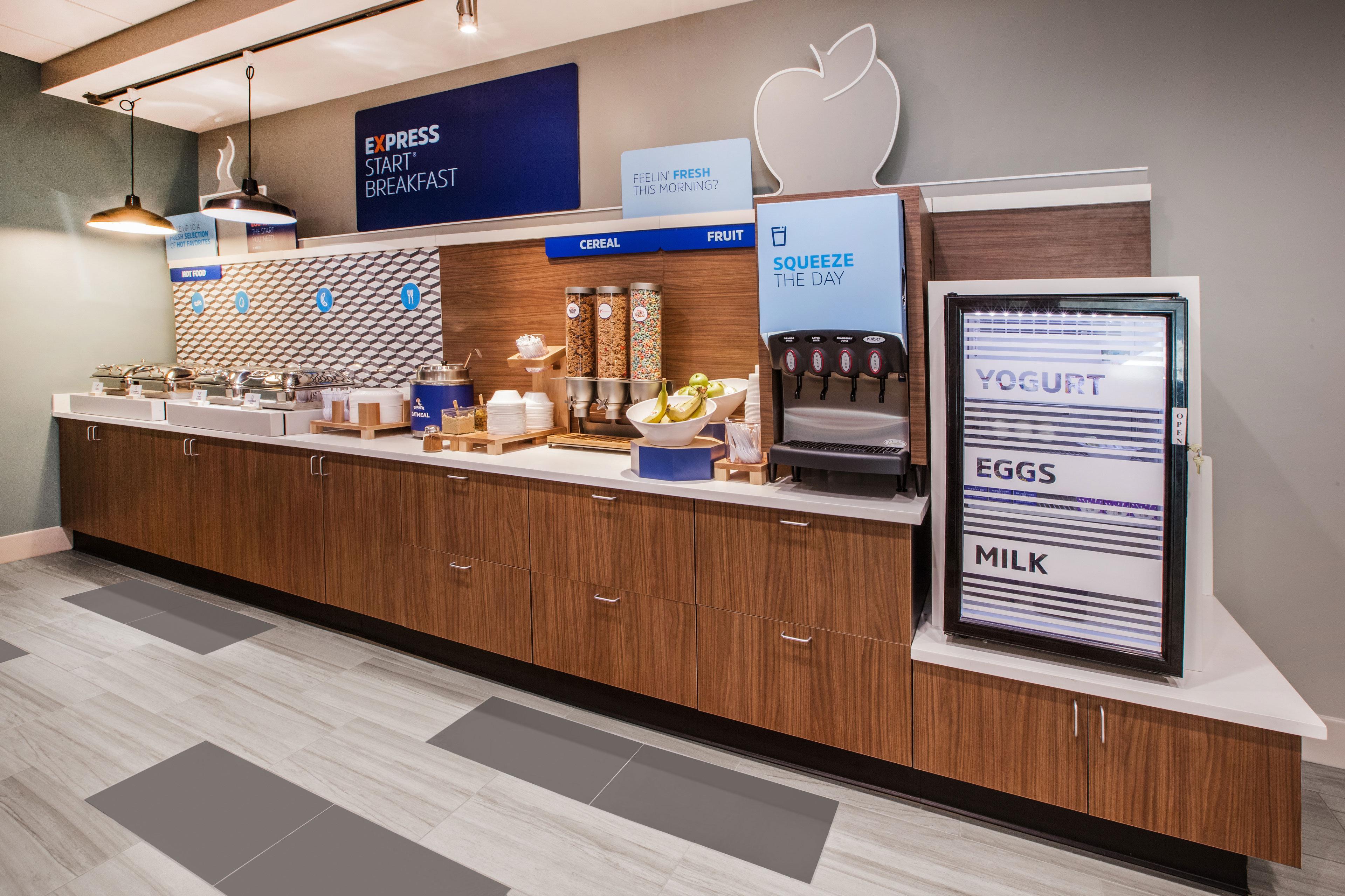 Holiday Inn Express & Suites - Dickinson By Ihg מראה חיצוני תמונה