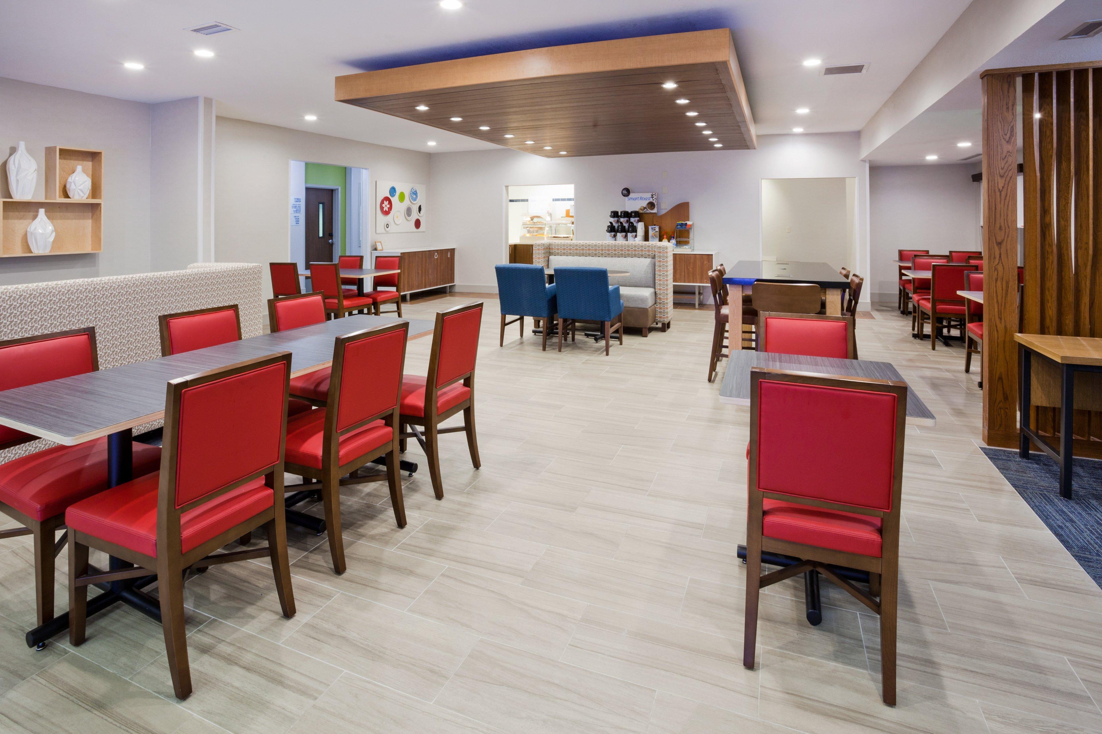 Holiday Inn Express & Suites - Dickinson By Ihg מראה חיצוני תמונה