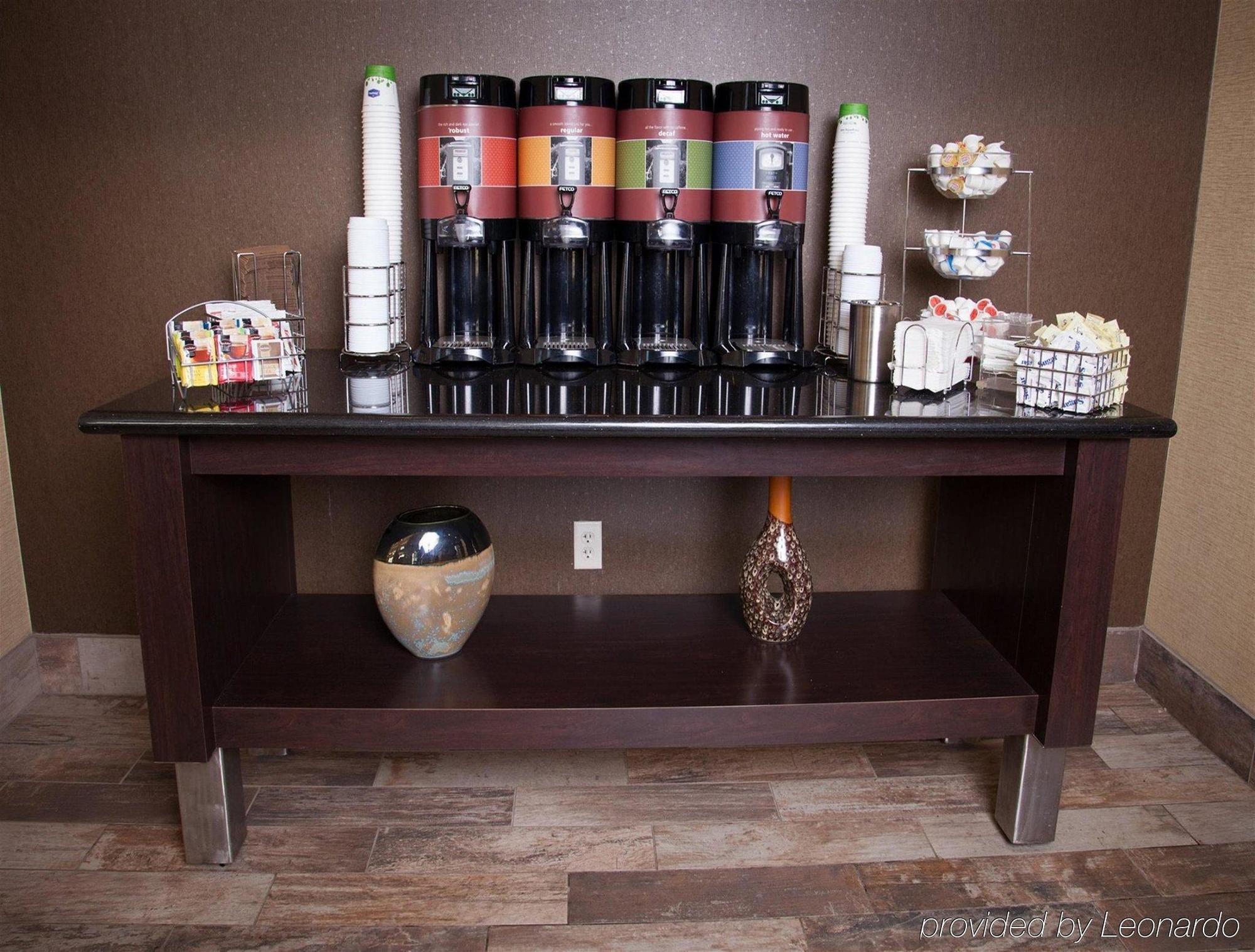 Holiday Inn Express & Suites - Dickinson By Ihg מראה חיצוני תמונה