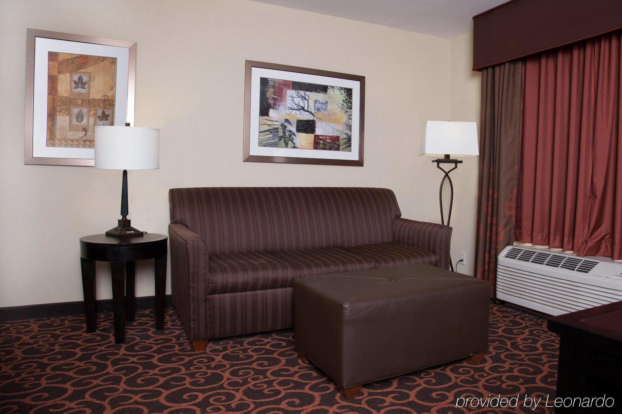 Holiday Inn Express & Suites - Dickinson By Ihg מראה חיצוני תמונה